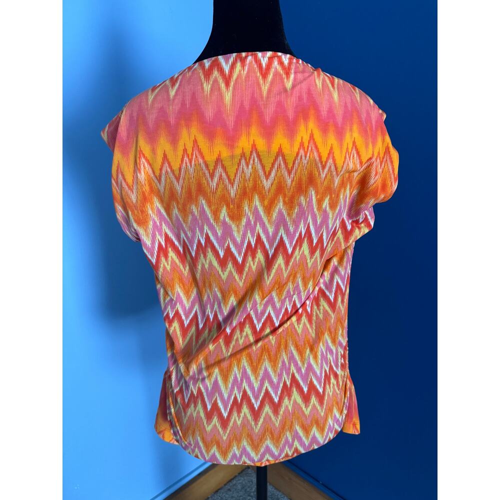 Vince Camuto Women’s L Orange Pink Zigzag Print Sleeveless Top - Picture 3 of 8